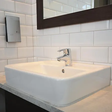 度假居 Lankanholmen