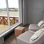 Lankanholmen Holiday home *